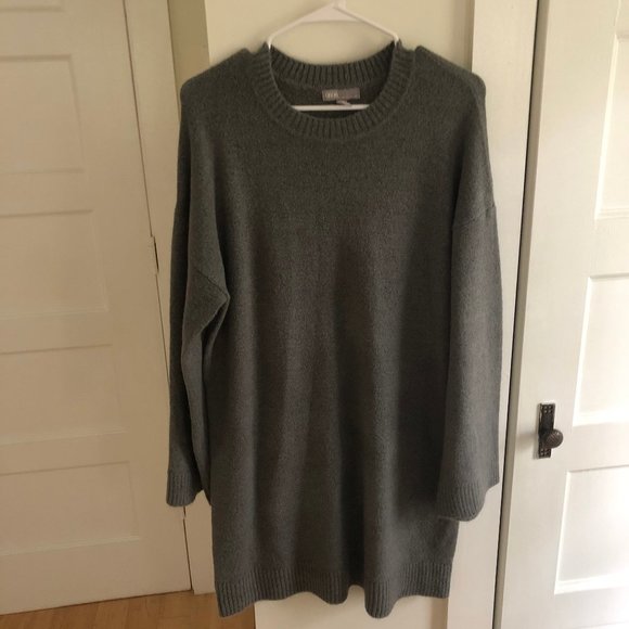 ASOS DESIGN knitted mini dress in fluffy yarn - Picture 4 of 7